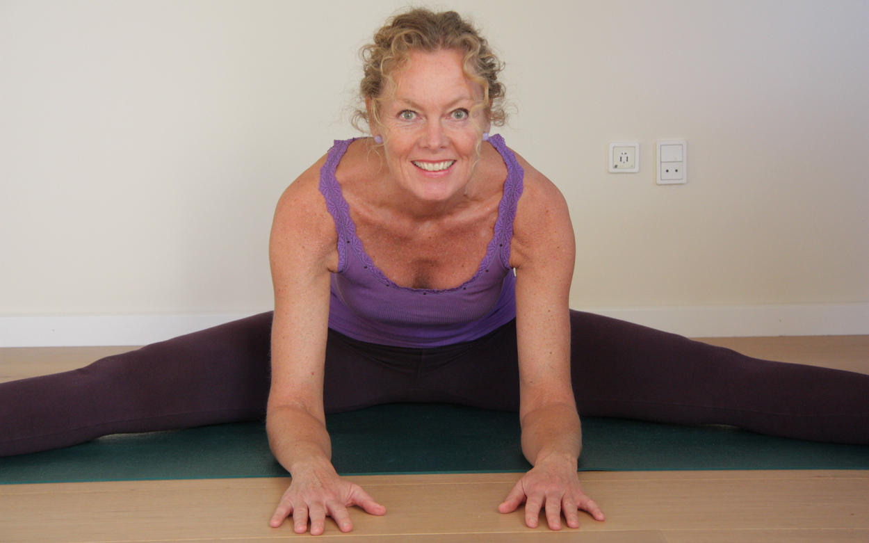 anni-yoga